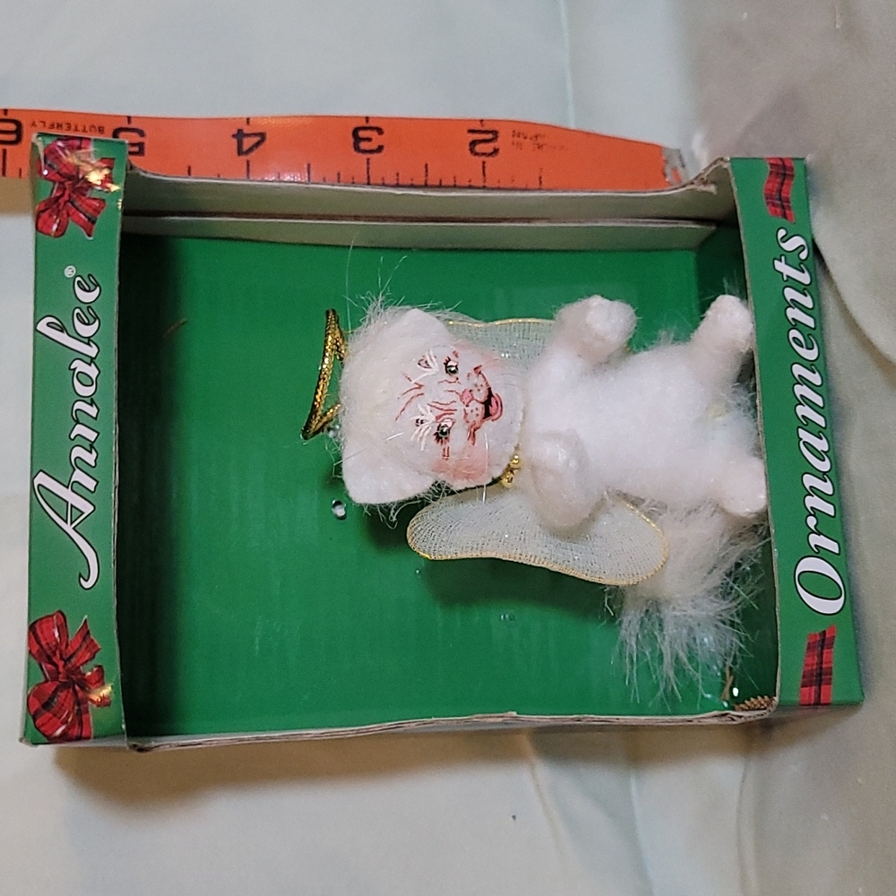 Annalee Christmas Ornament. Angel Cat with Wings and Halo 2008 - Picture 2 of 7